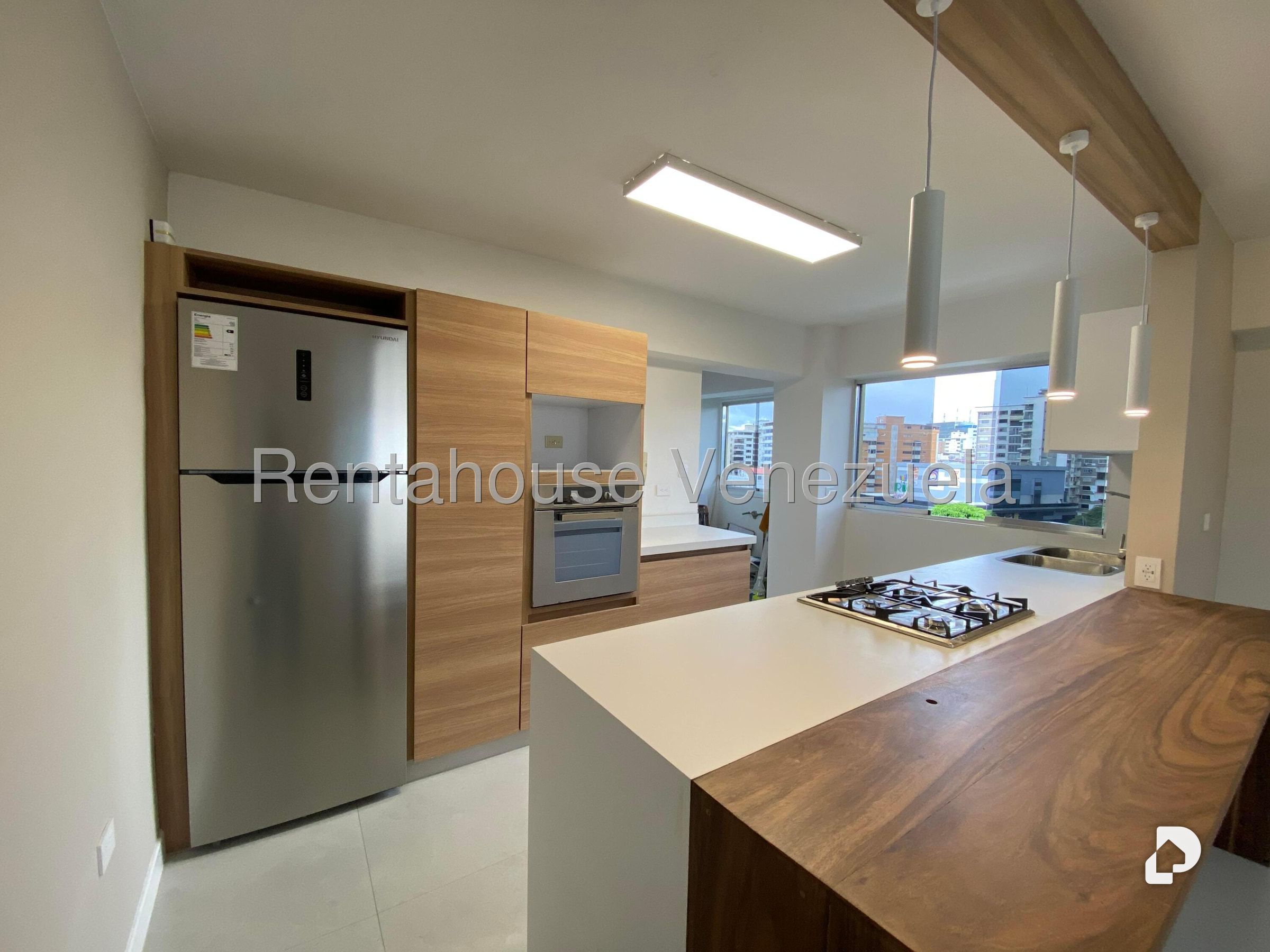 Apartamento en Los Palos Grandes, Caracas – 2