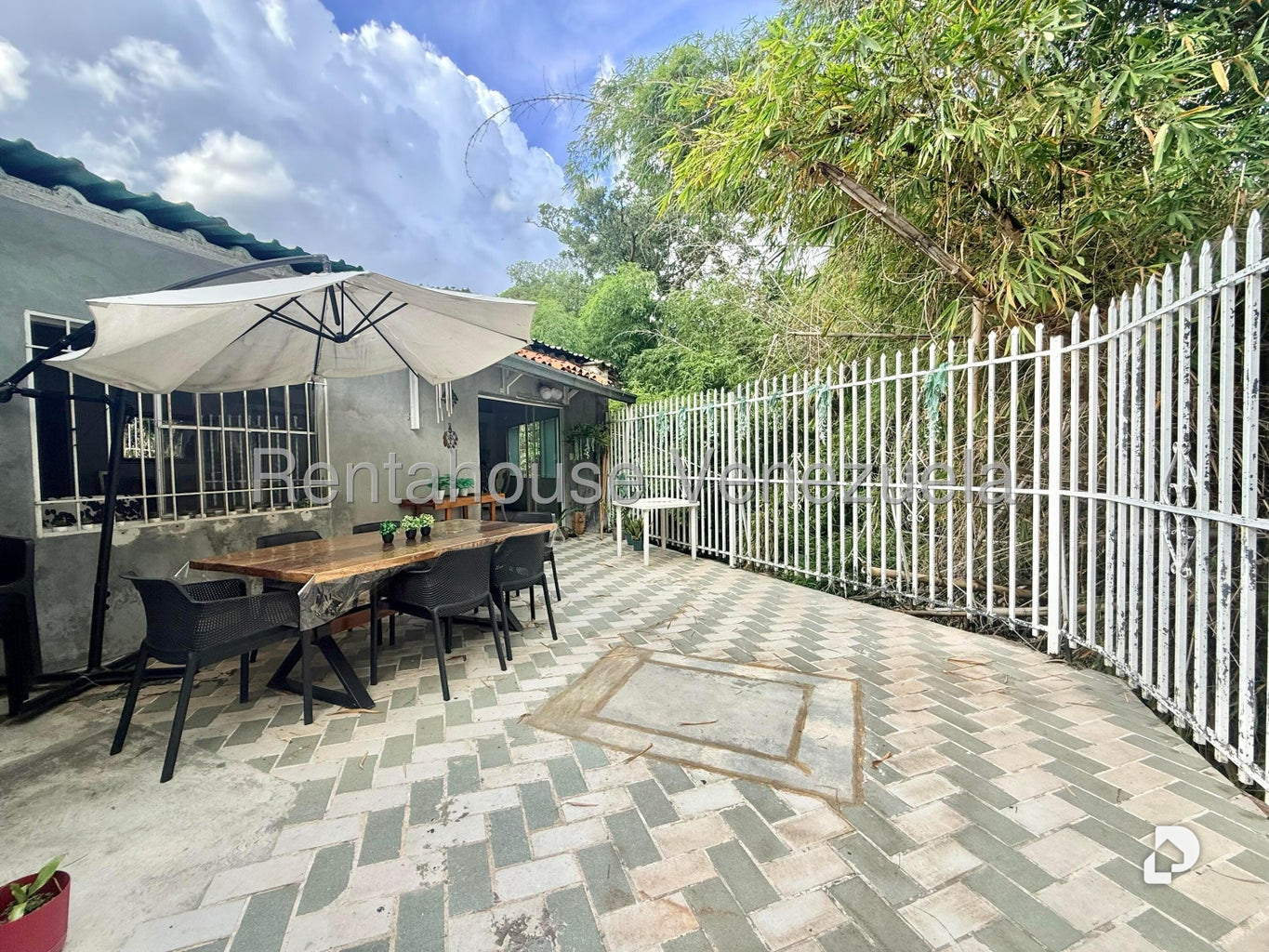 Casa en La Floresta, Caracas – 18