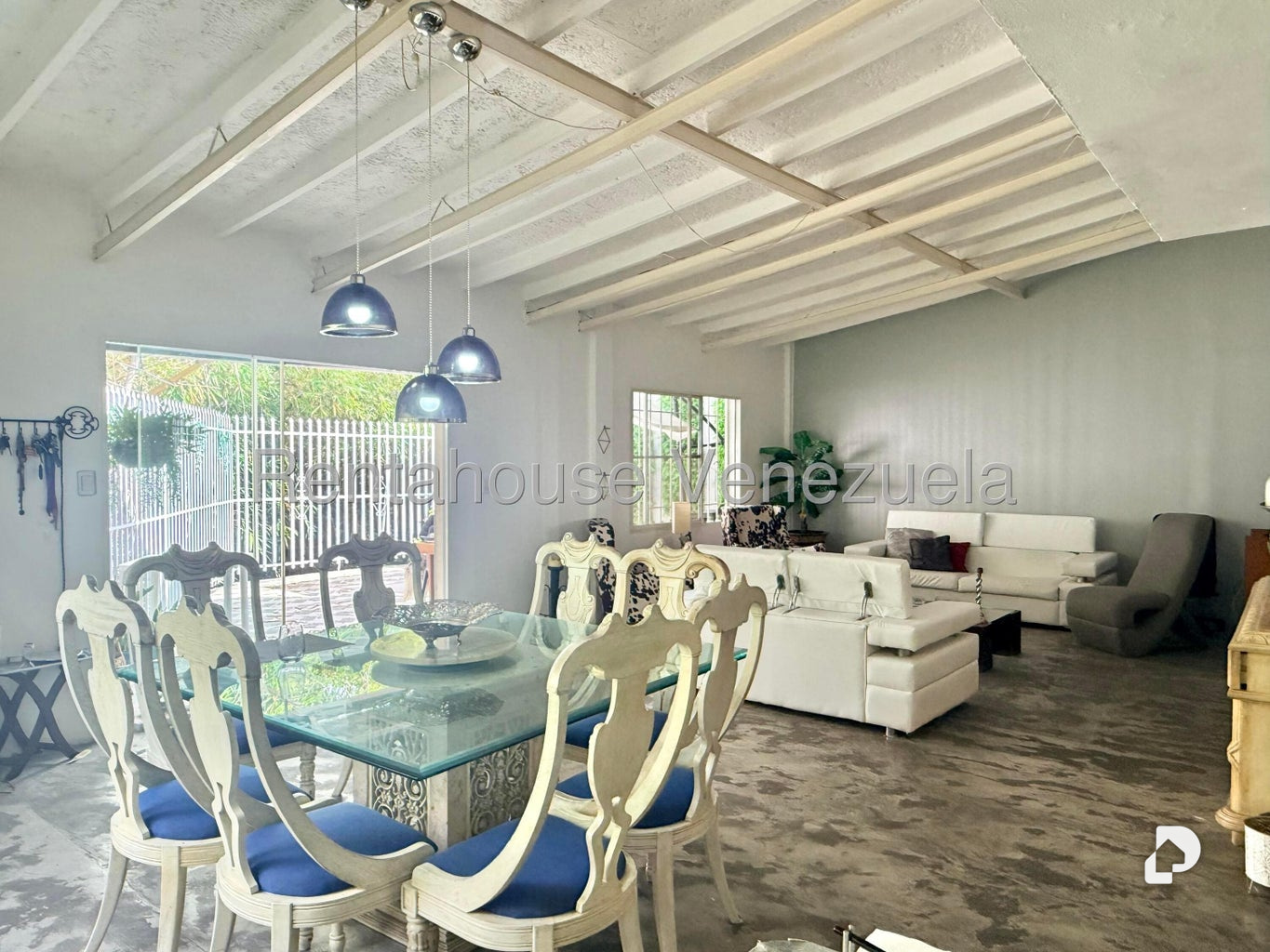 Casa en La Floresta, Caracas – 13