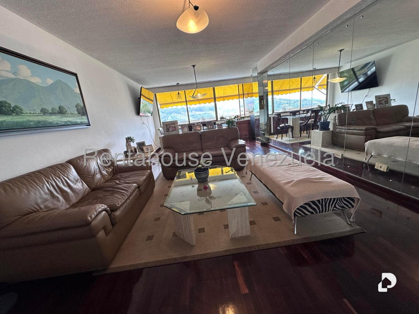Apartment in Los Samanes, Caracas – 4