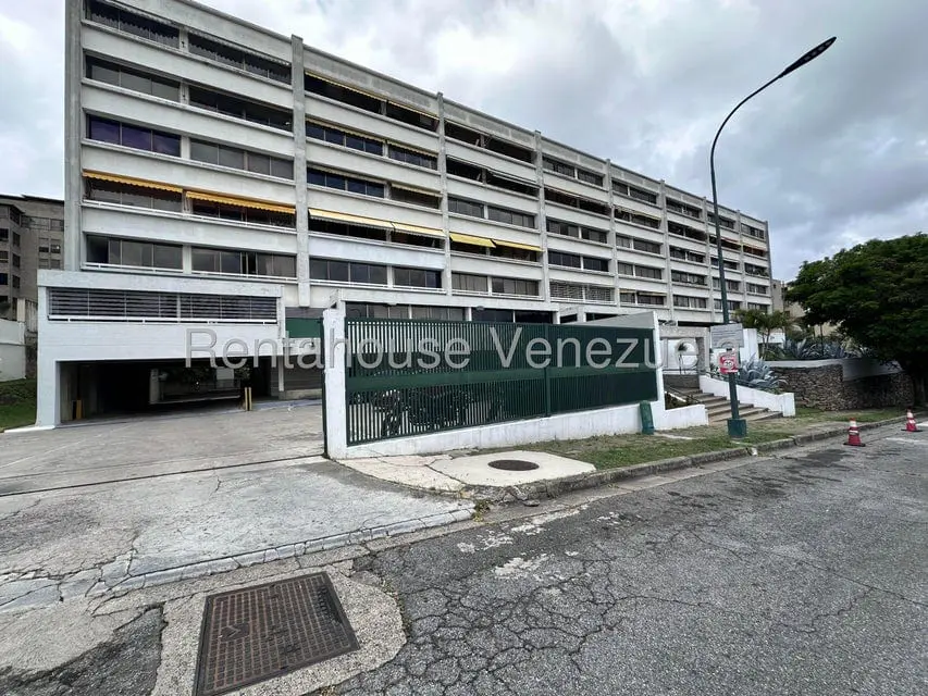 Apartment in Los Samanes, Caracas - 1