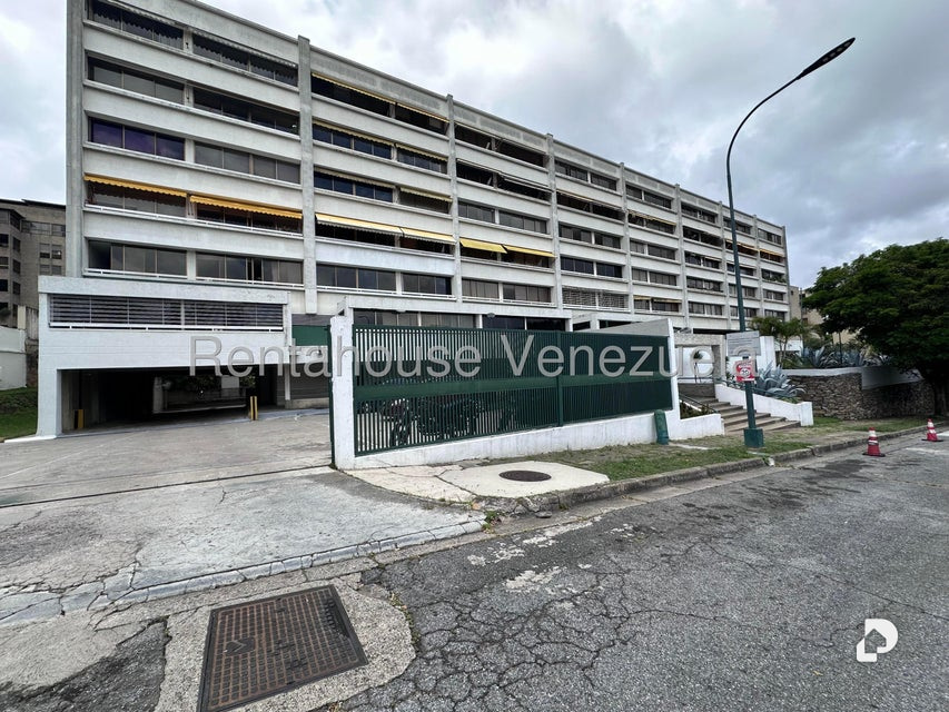 Apartment in Los Samanes, Caracas – 1