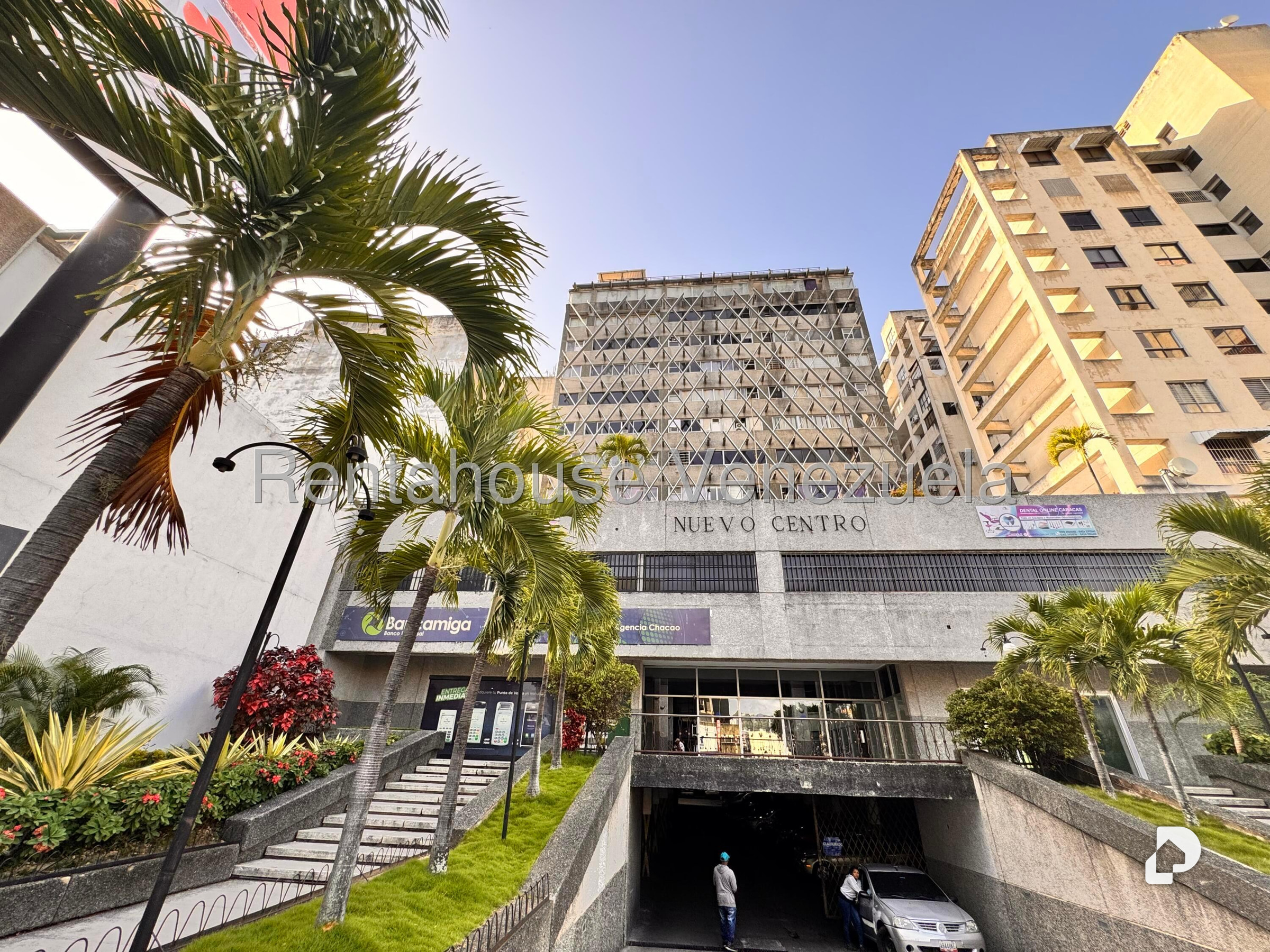 Office in Chacao, Caracas – 1
