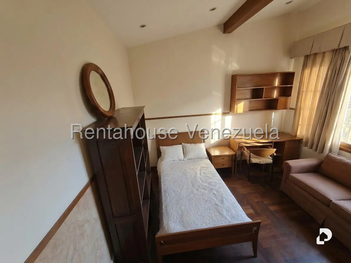 Casa en Alta Florida, Caracas – 21