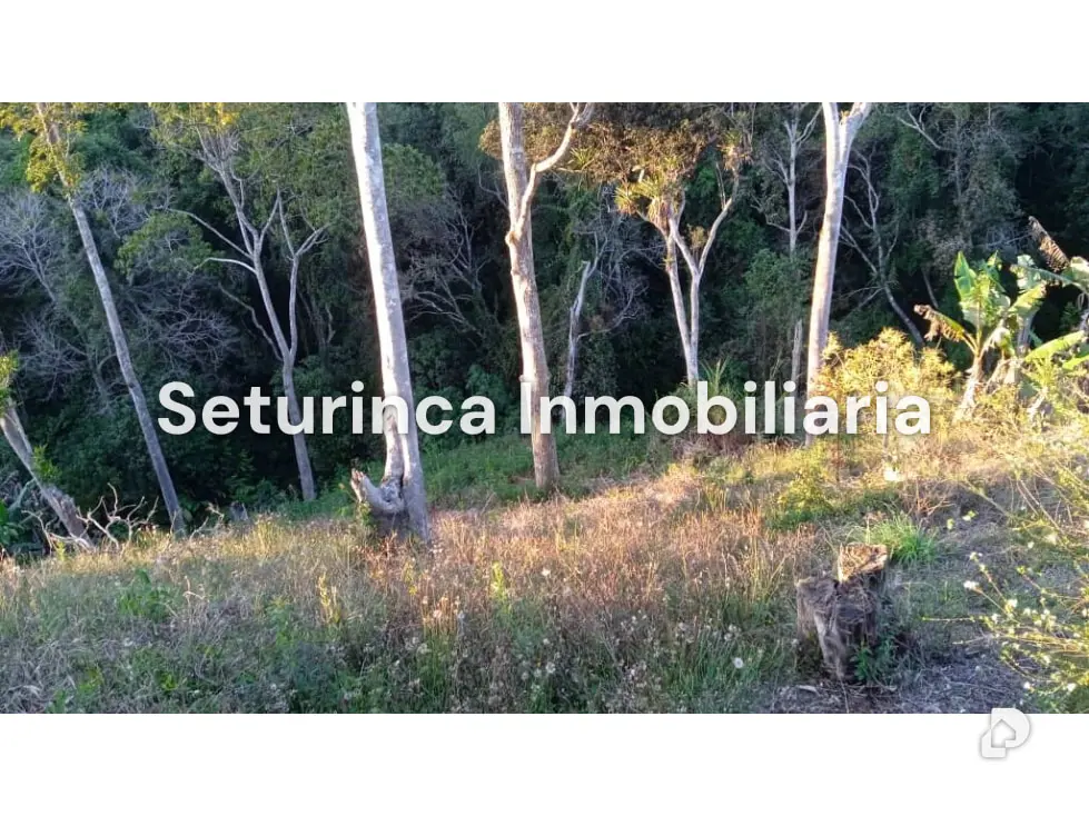 Land in El Junquito, Caracas – 1