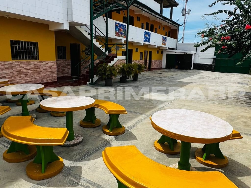 Edificio en Chichiriviche - 1