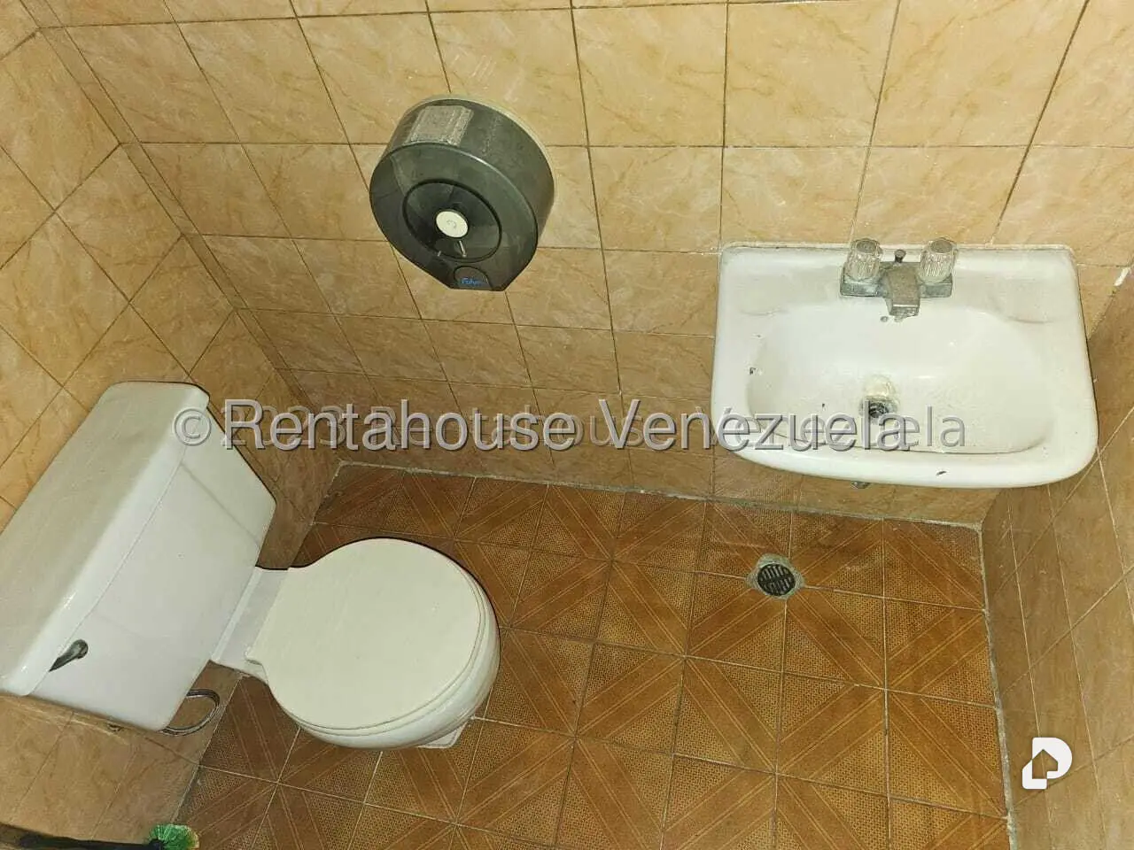 Local comercial en El Picacho, San Antonio de Los Altos – 4