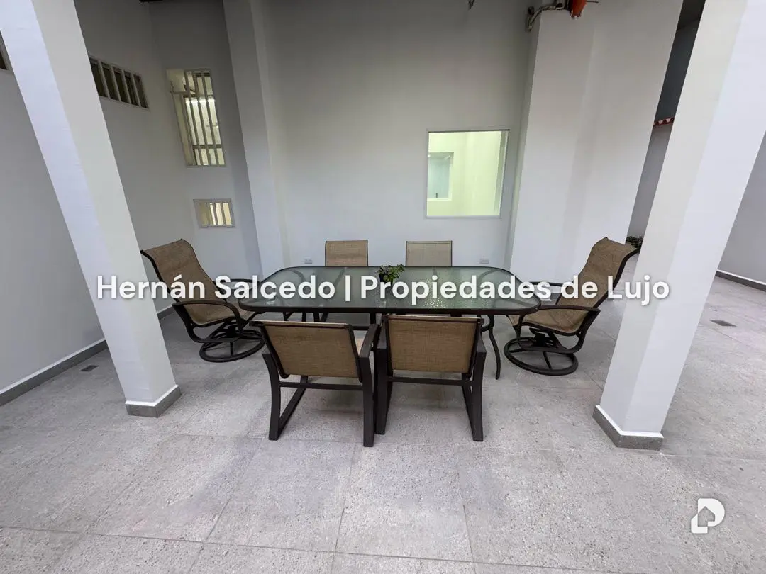 Casa en Colinas de Bello Monte, Caracas – 8