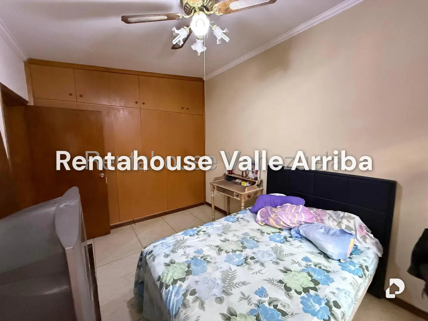 Casa en La California Norte, Caracas – 28