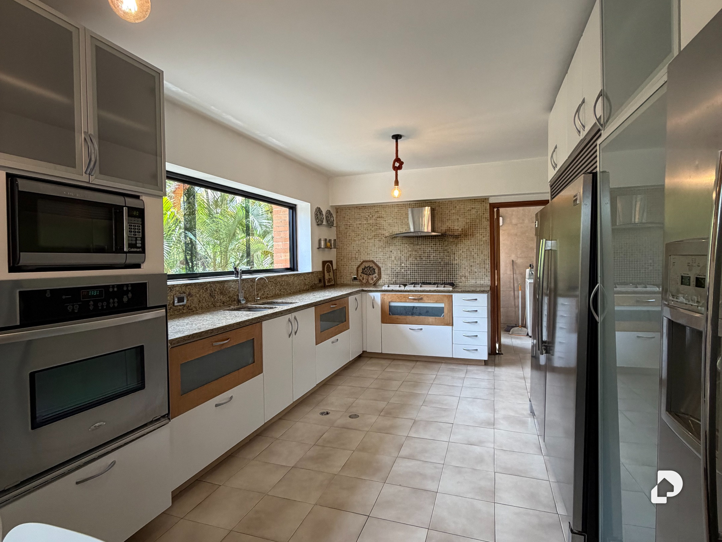 Apartment in La Lagunita, Caracas – 12