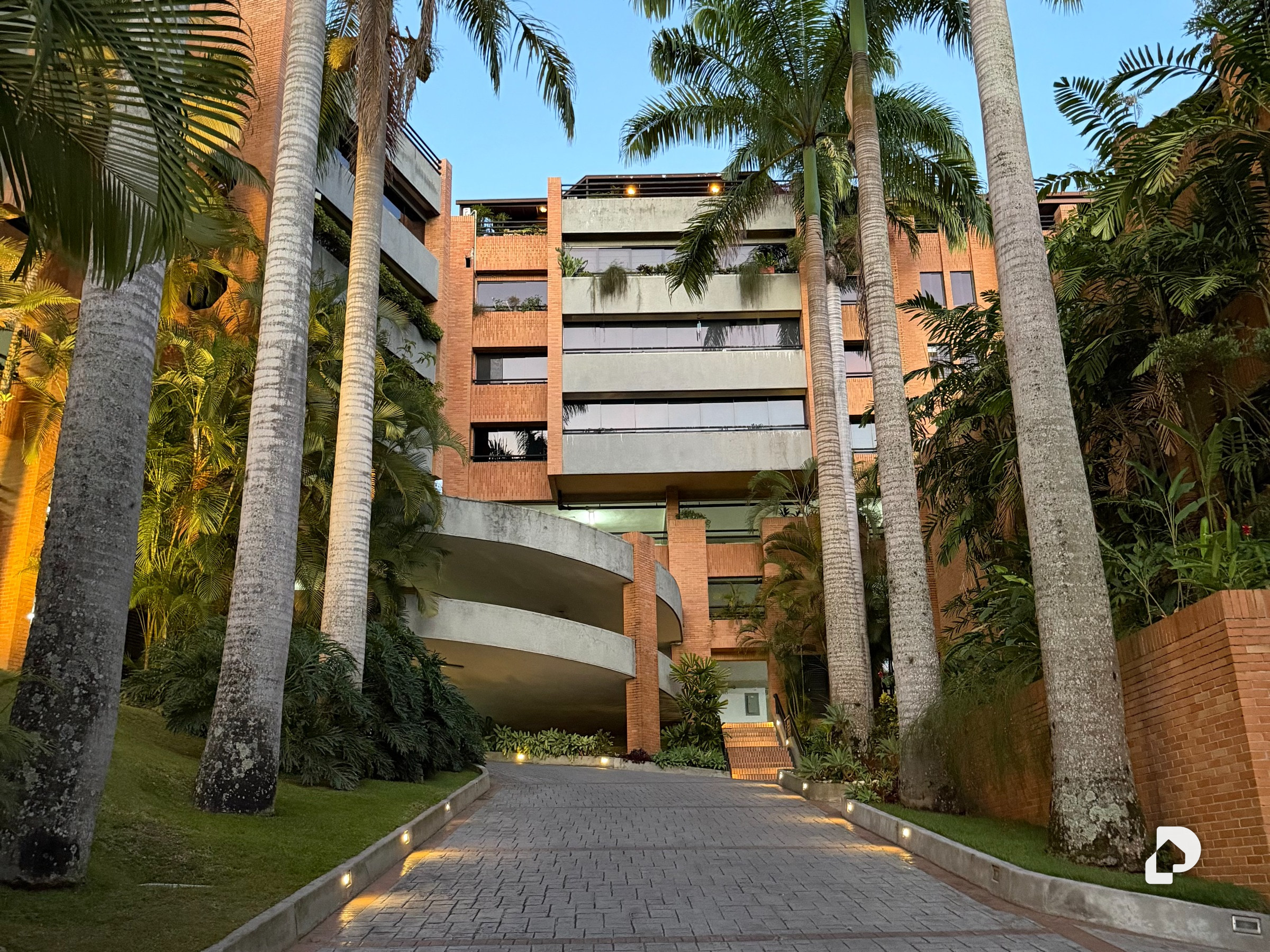 Apartment in La Lagunita, Caracas – 2
