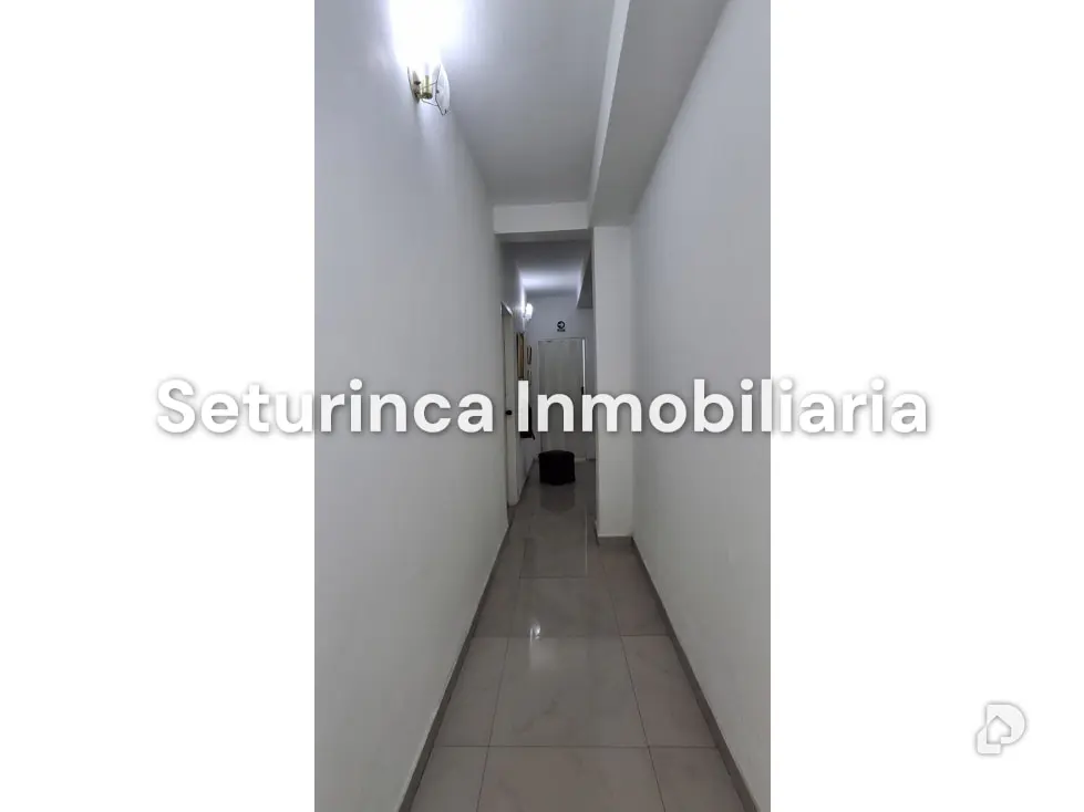 Office in El Marqués, Caracas – 17