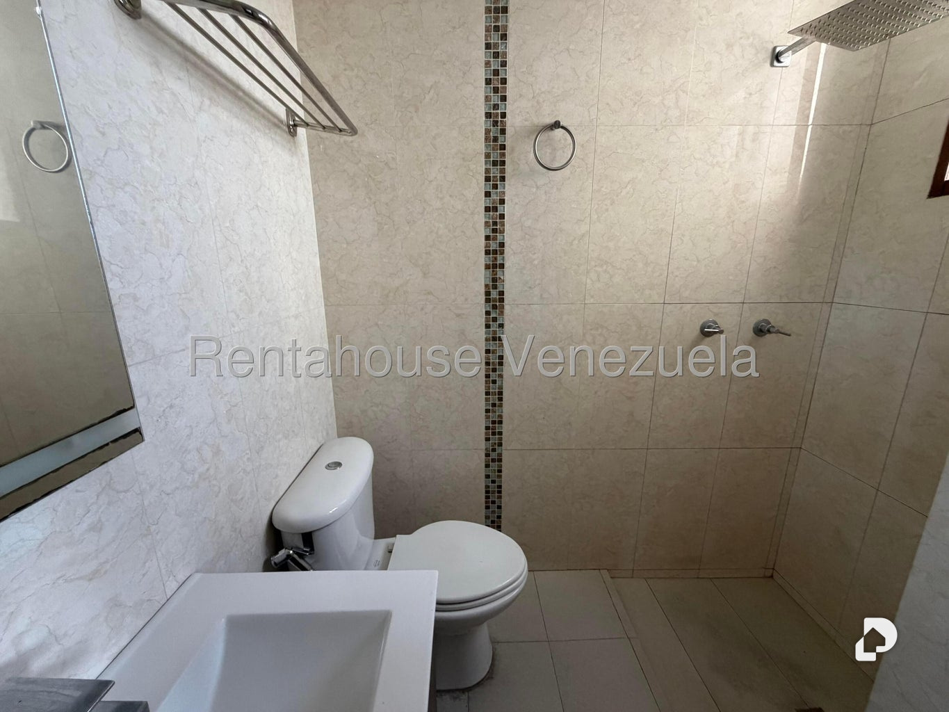 Apartamento en La Boyera, Caracas – 16