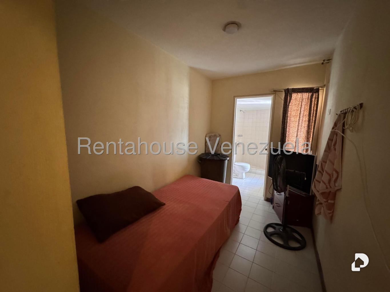 Apartment in Los Dos Caminos, Caracas – 13
