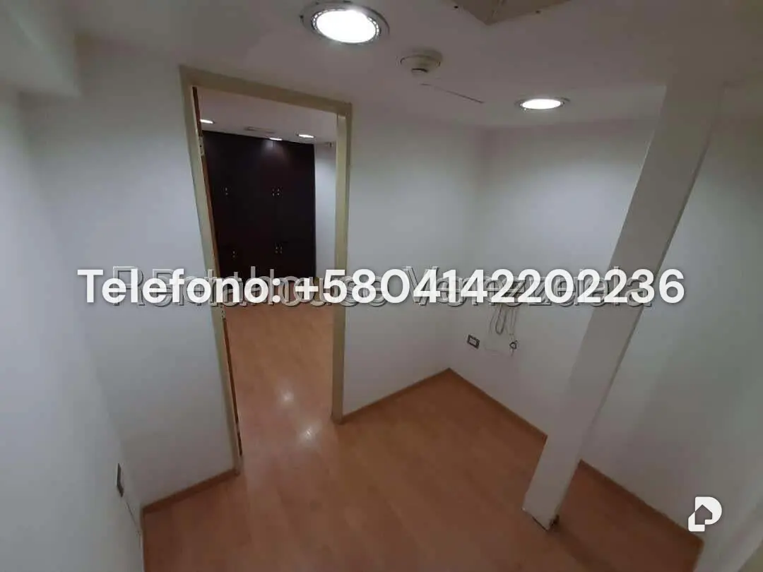 Oficina en Chuao, Caracas – 10
