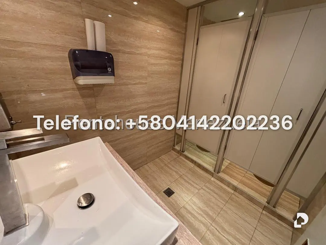 Oficina en Chuao, Caracas – 7