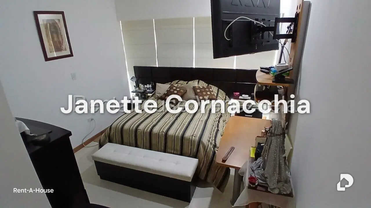 Apartamento en El Rosal, Caracas – 28
