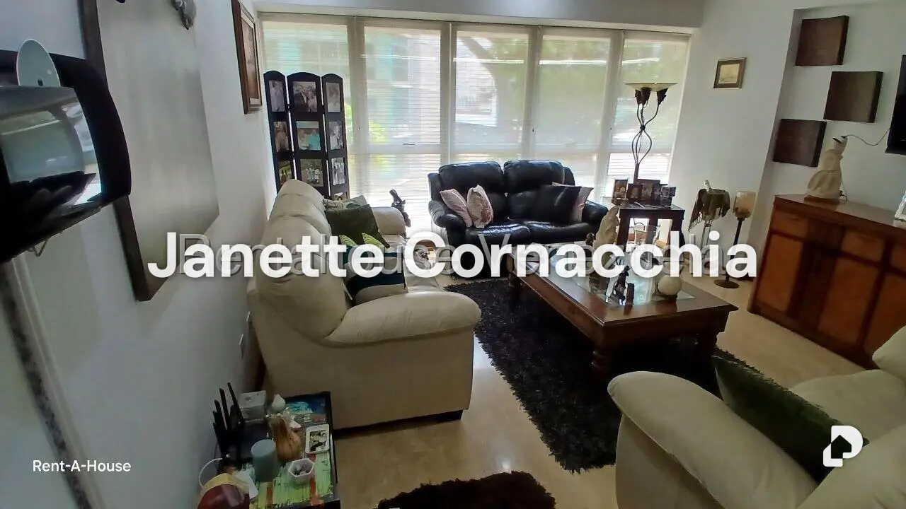 Apartamento en El Rosal, Caracas – 12