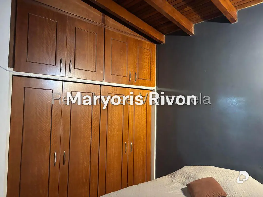 Casa en Alto Prado, Caracas – 24