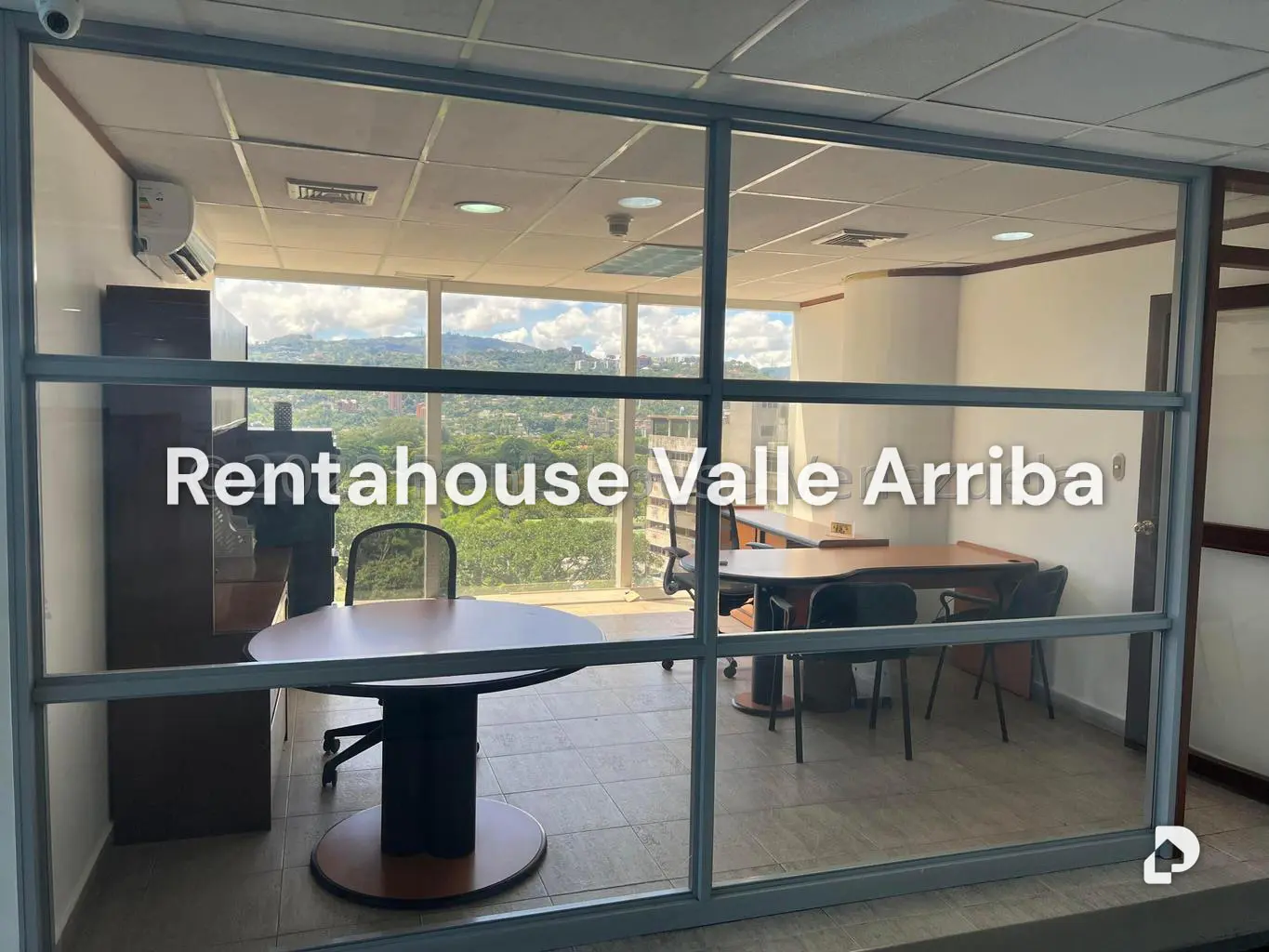 Oficina en Los Palos Grandes, Caracas – 11