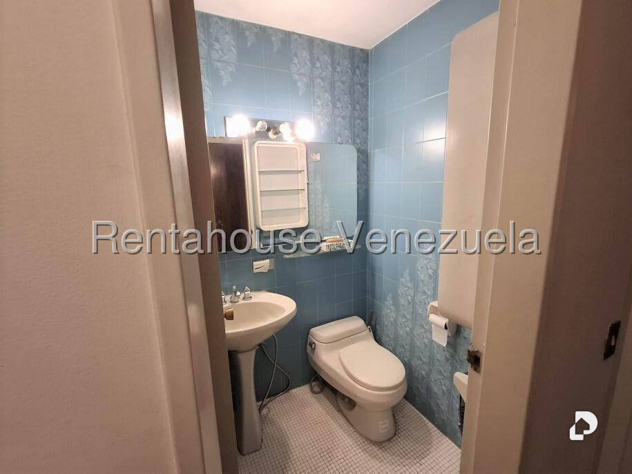 Apartment in La Florida, Caracas – 15