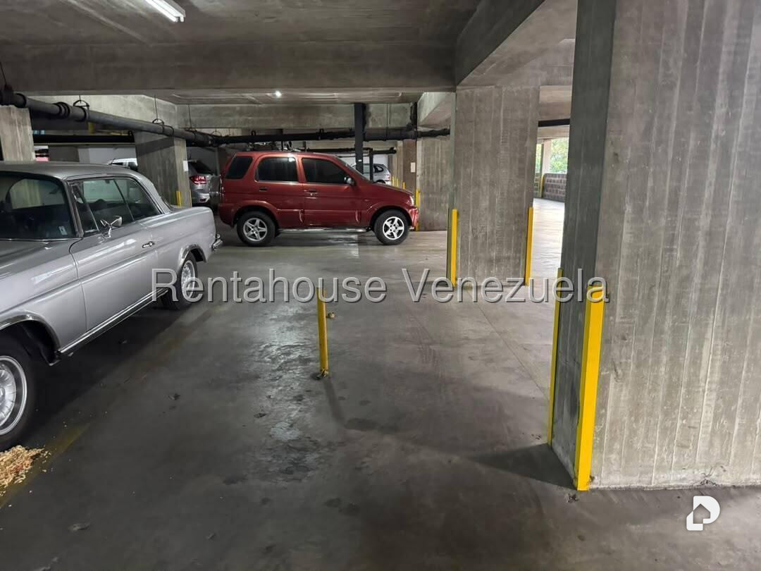 Apartamento en Prados del Este, Caracas – 19