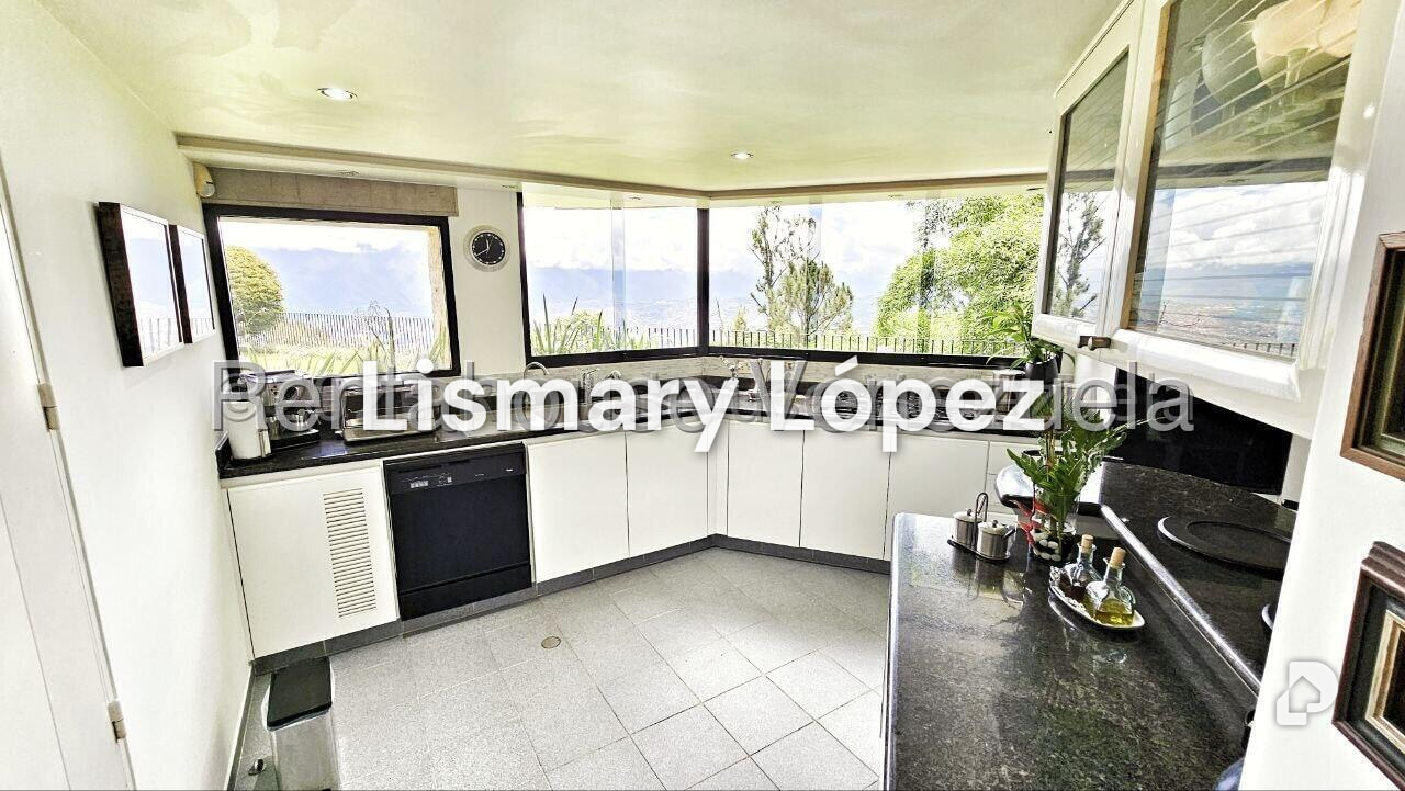 Casa en Alto Hatillo, Caracas – 24