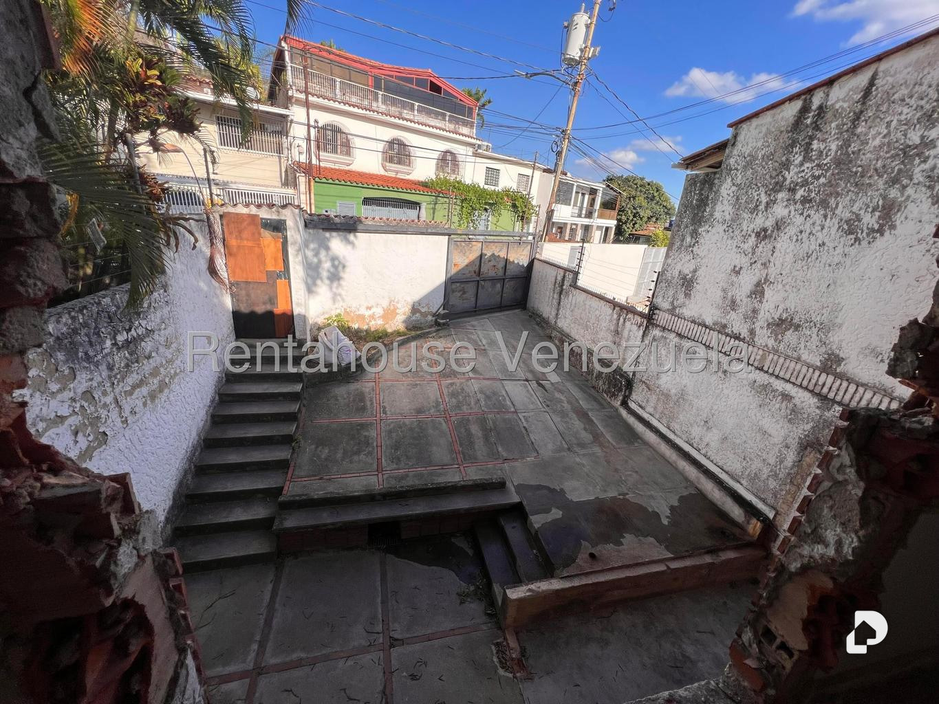 Casa en Los Palos Grandes, Caracas – 15