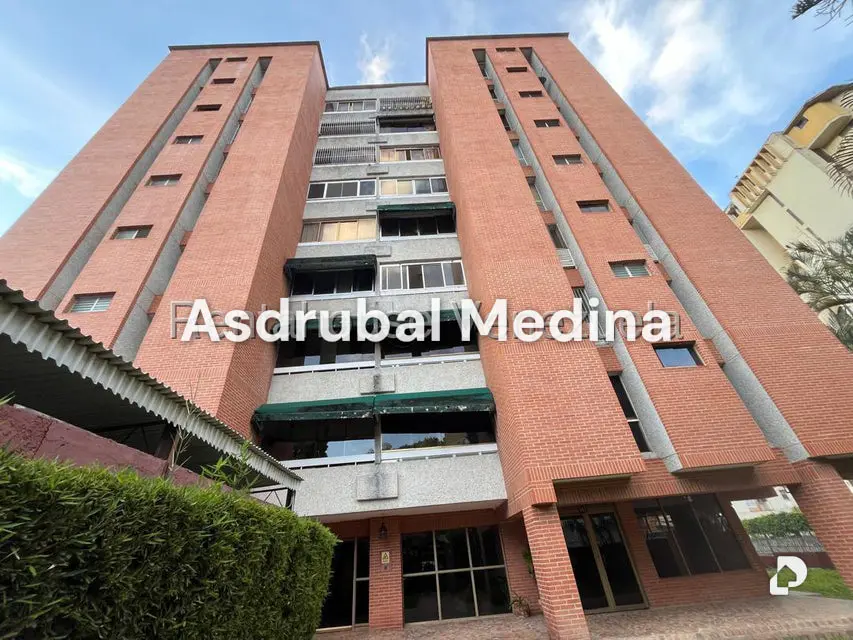Apartamento en La Boyera, Caracas – 1