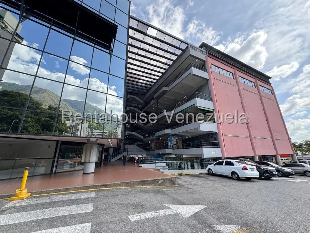 Local comercial en Terrazas del Ávila, Caracas - 1