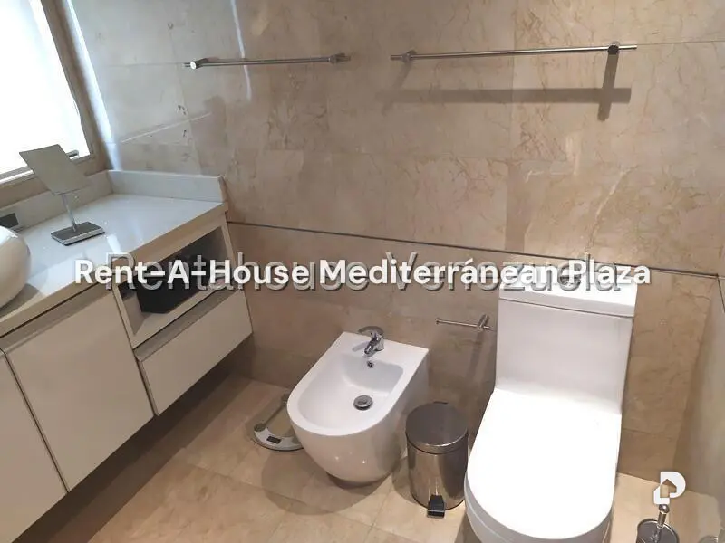 House in Guataparo, Valencia – 40