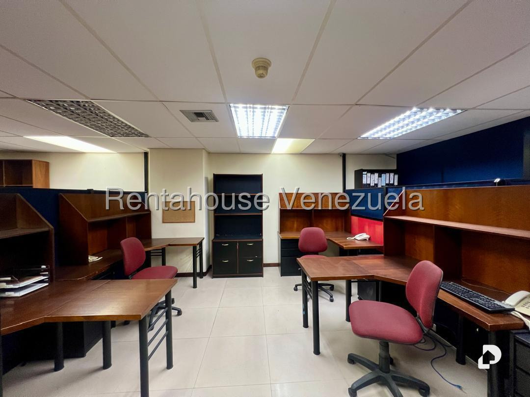 Oficina en La California Norte, Caracas – 26