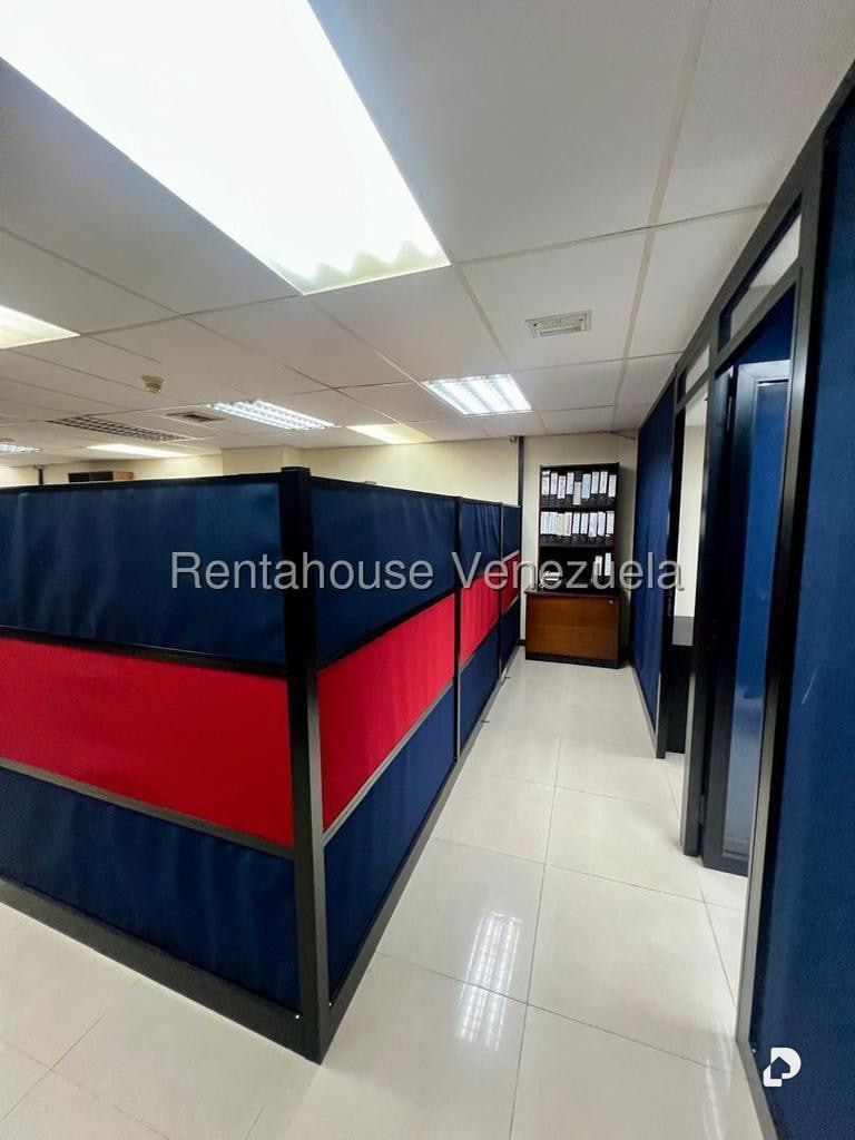 Oficina en La California Norte, Caracas – 27