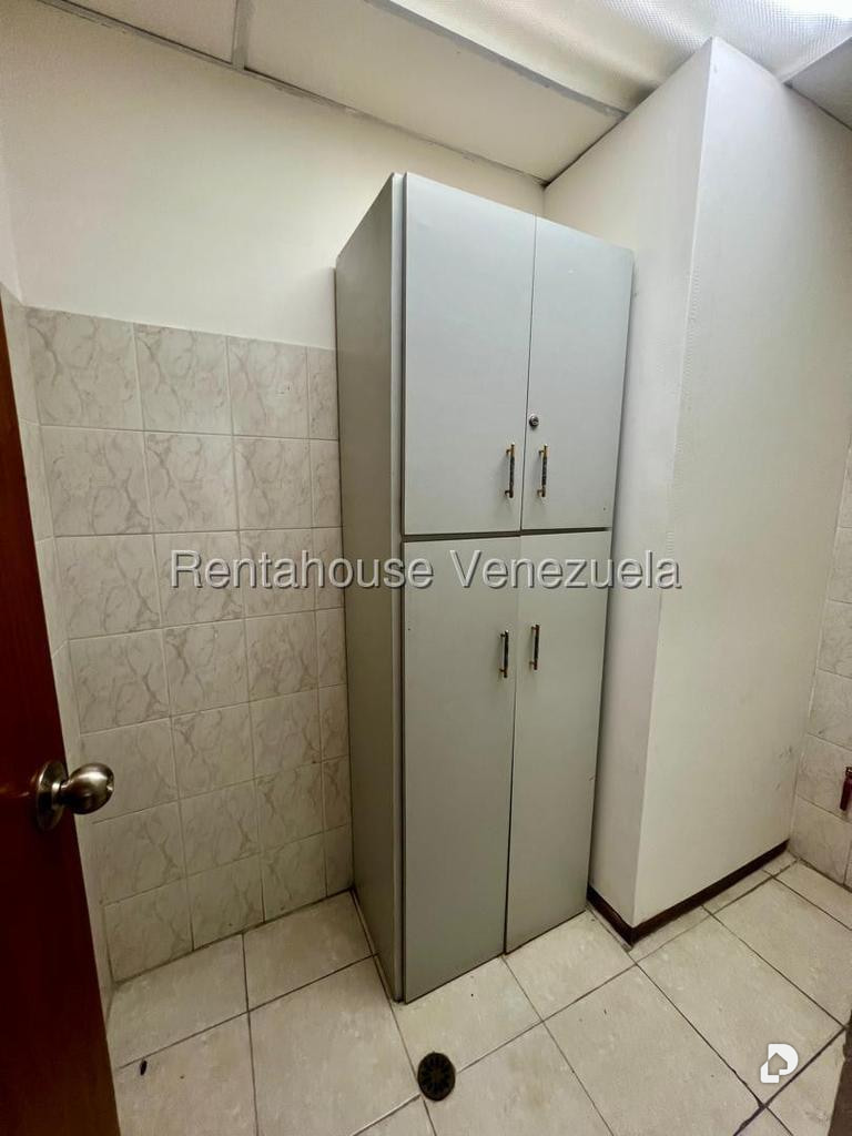 Oficina en La California Norte, Caracas – 9
