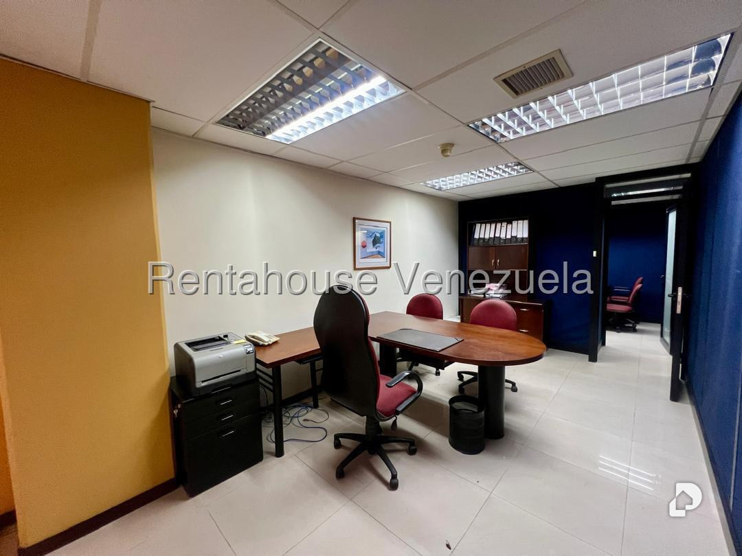 Oficina en La California Norte, Caracas – 28