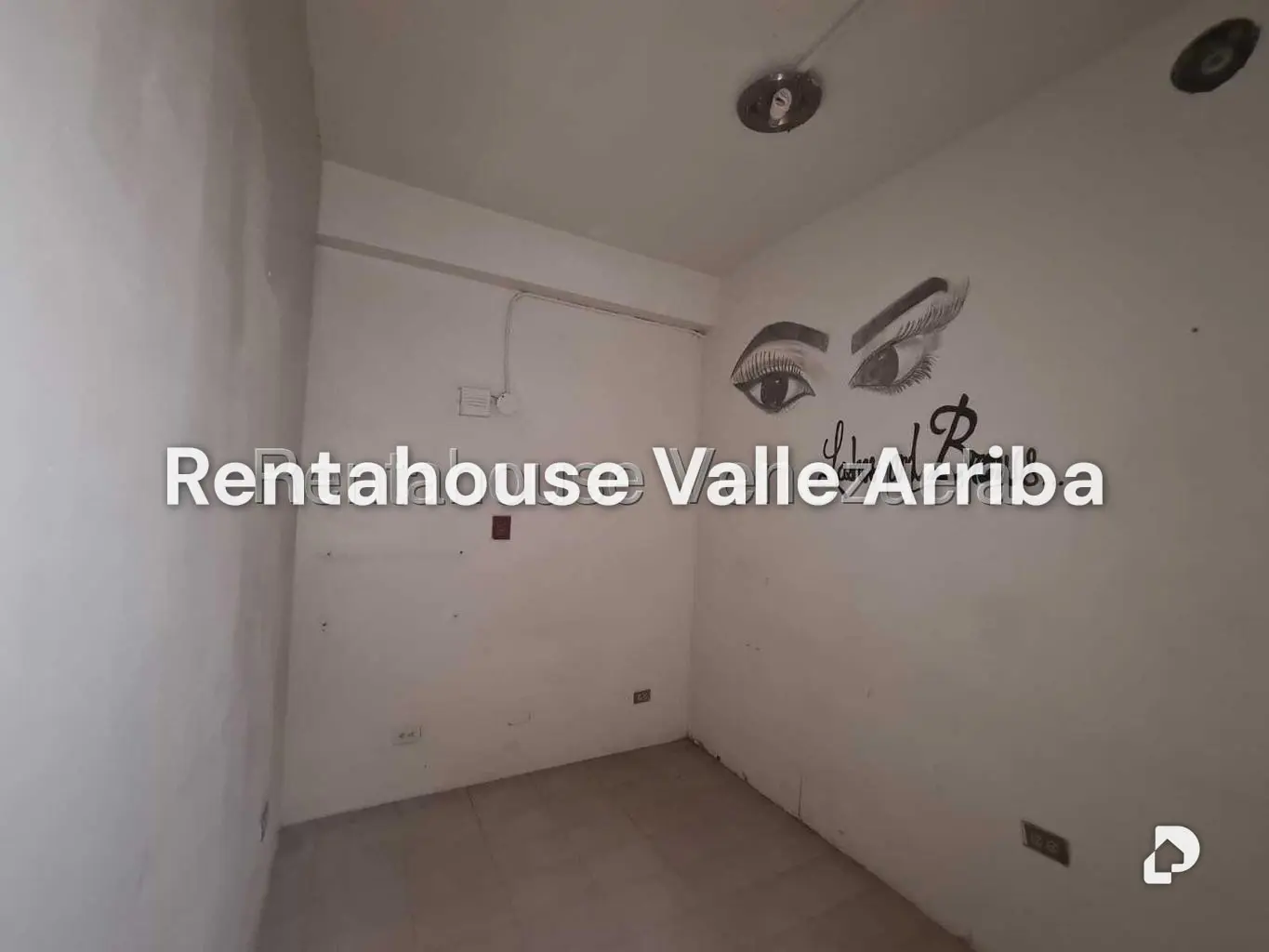 Local comercial en La Urbina, Caracas – 16