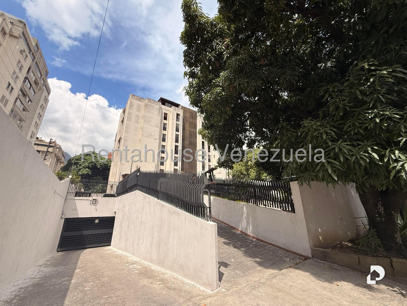 Apartamento en La Campiña, Caracas – 1