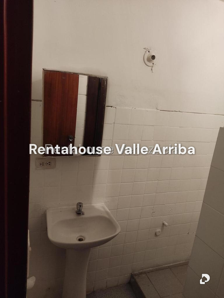 Local comercial en Parroquia San Juan, Caracas – 12