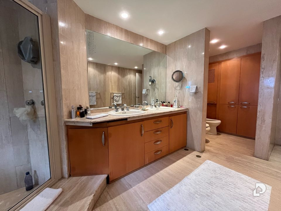 Apartamento en Los Chorros, Caracas – 18