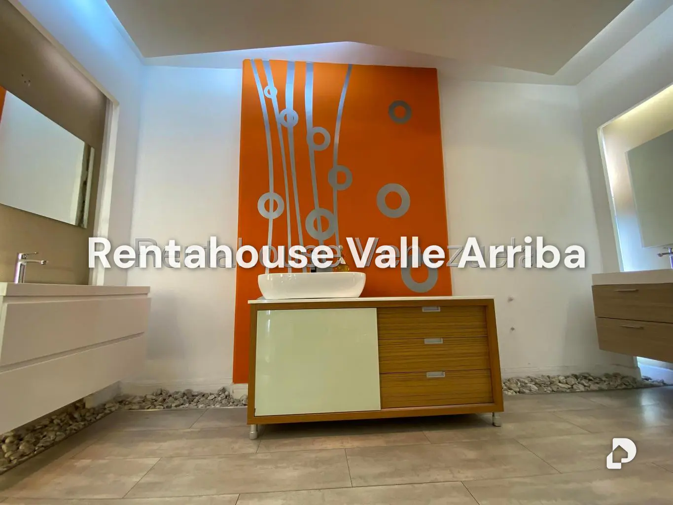 Local comercial en El Rosal, Caracas – 11