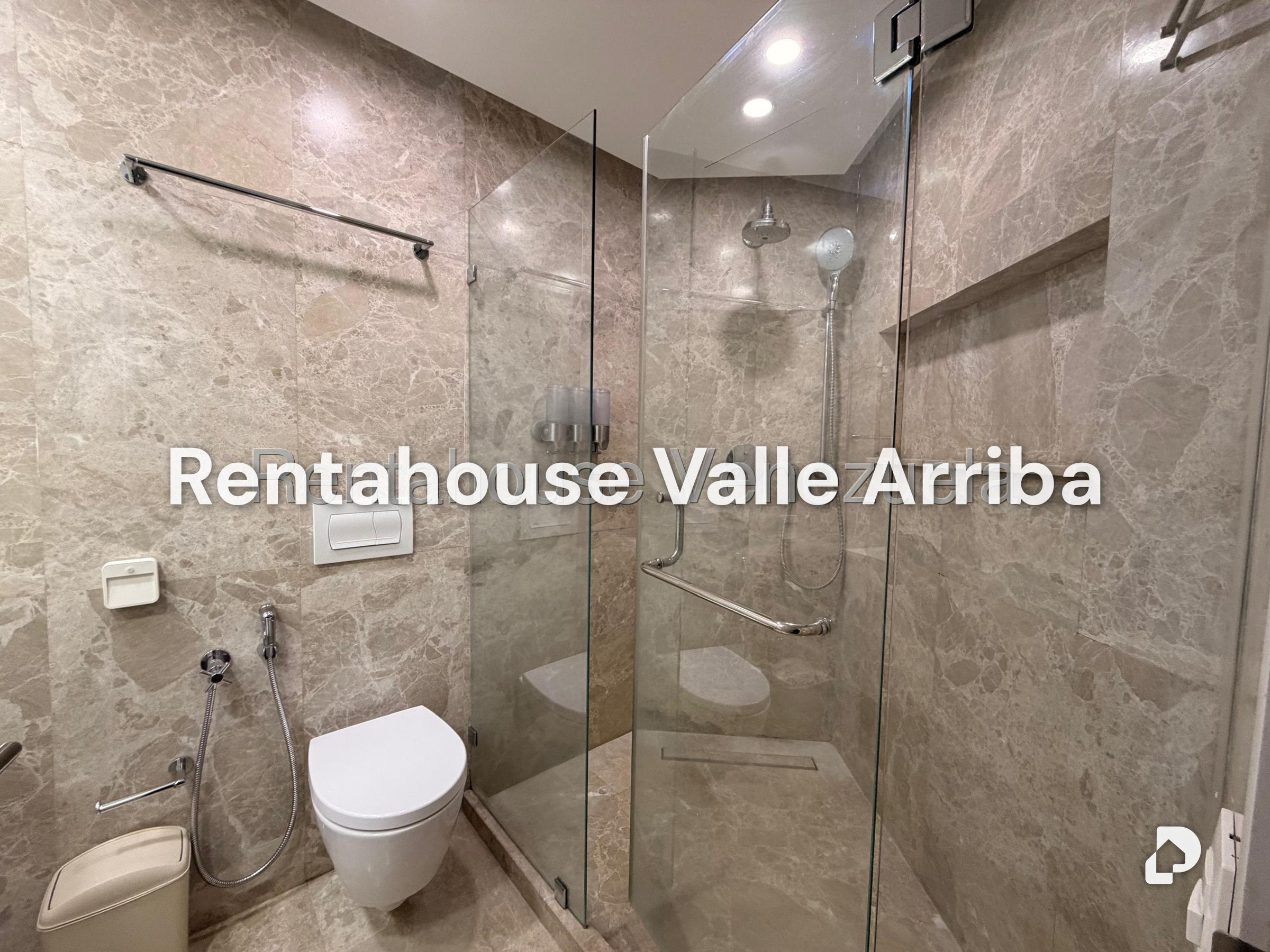 Apartamento en Campo Alegre, Caracas – 13