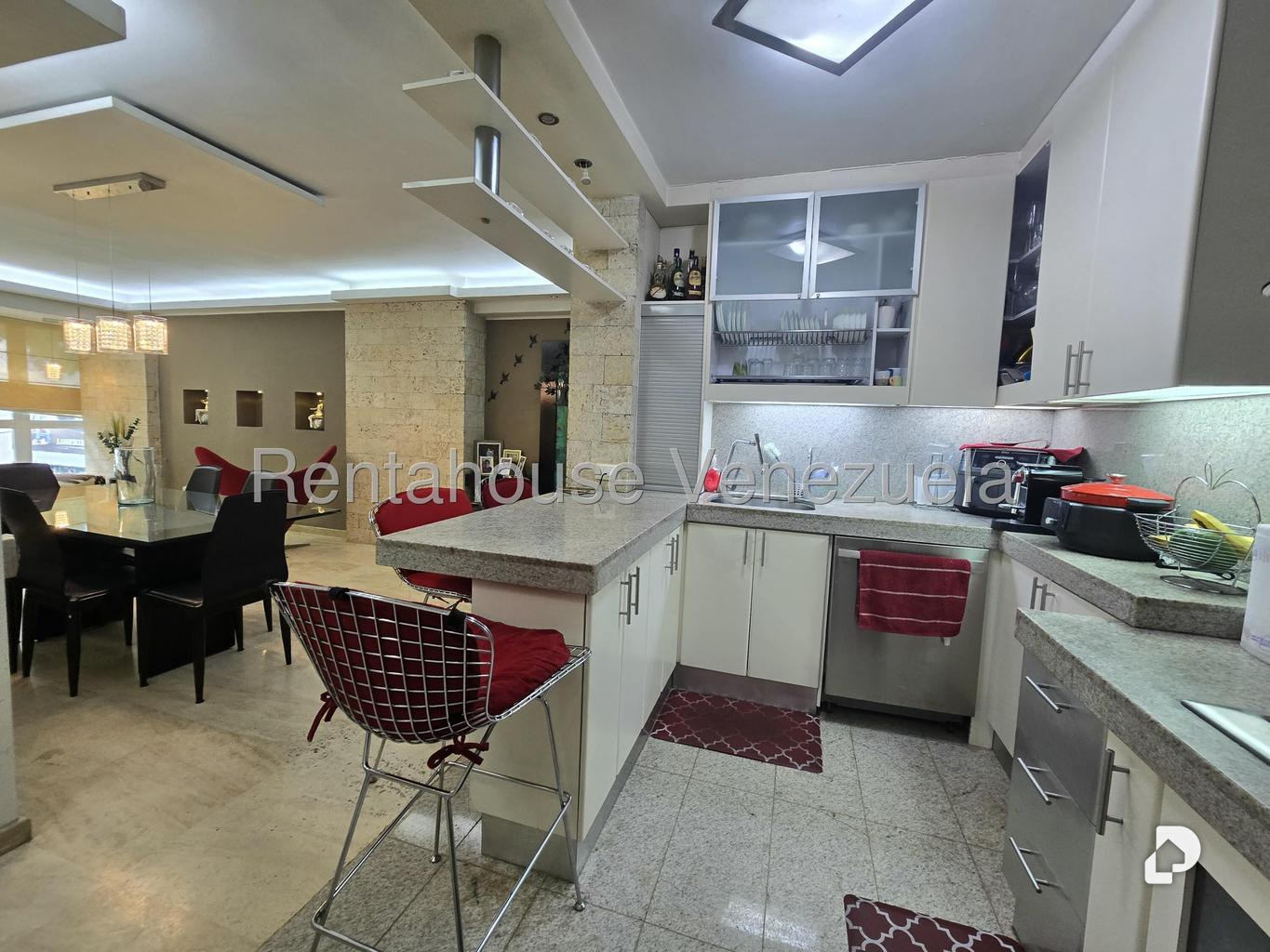 Apartamento en El Rosal, Caracas – 16