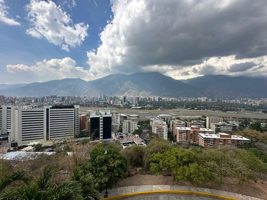 Apartamento en Lomas de Chuao, Caracas - 1