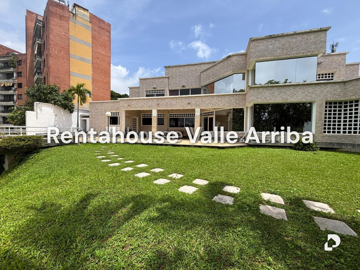 Casa en La Lagunita Country Club, Caracas – 2