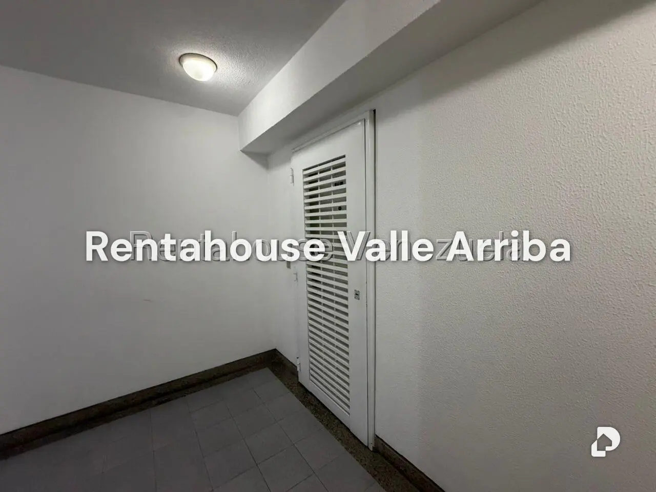 Apartamento en El Rosal, Caracas – 26