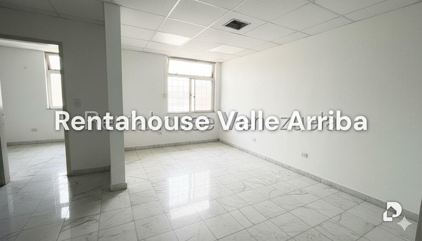 Casa en Las Mercedes, Caracas – 18