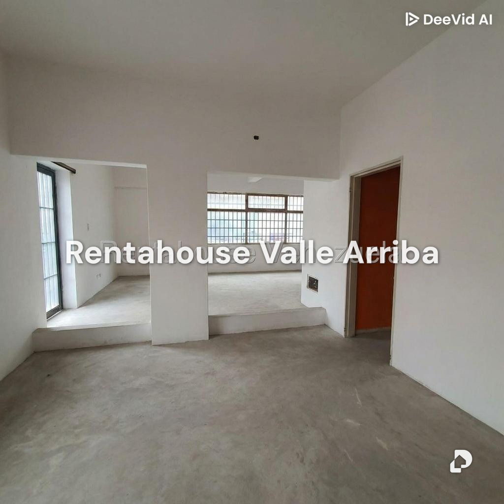 Casa en Las Mercedes, Caracas – 28