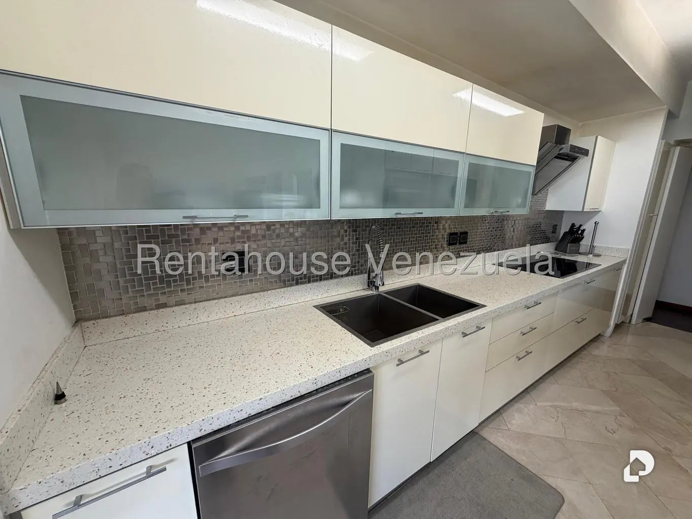 Apartamento en La Alameda, Caracas – 11