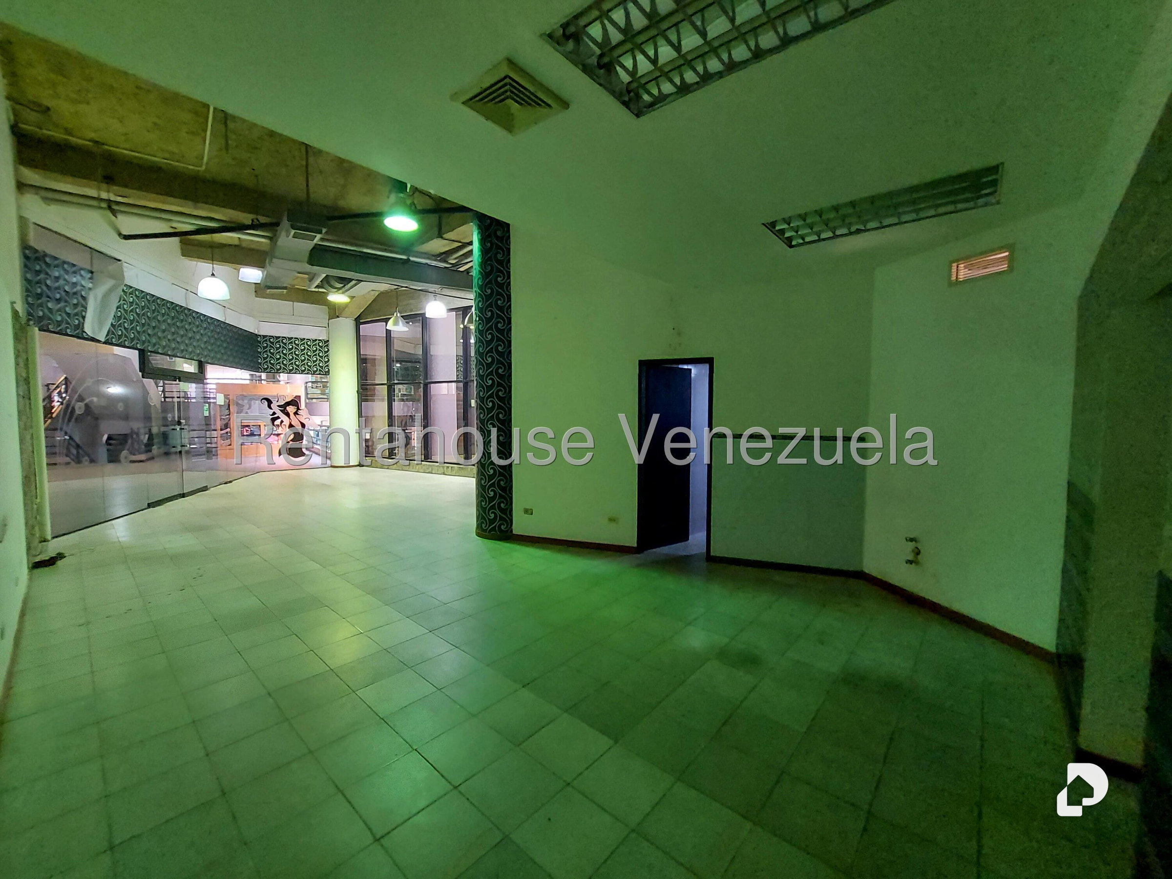 Local comercial en Terrazas del Ávila, Caracas – 5