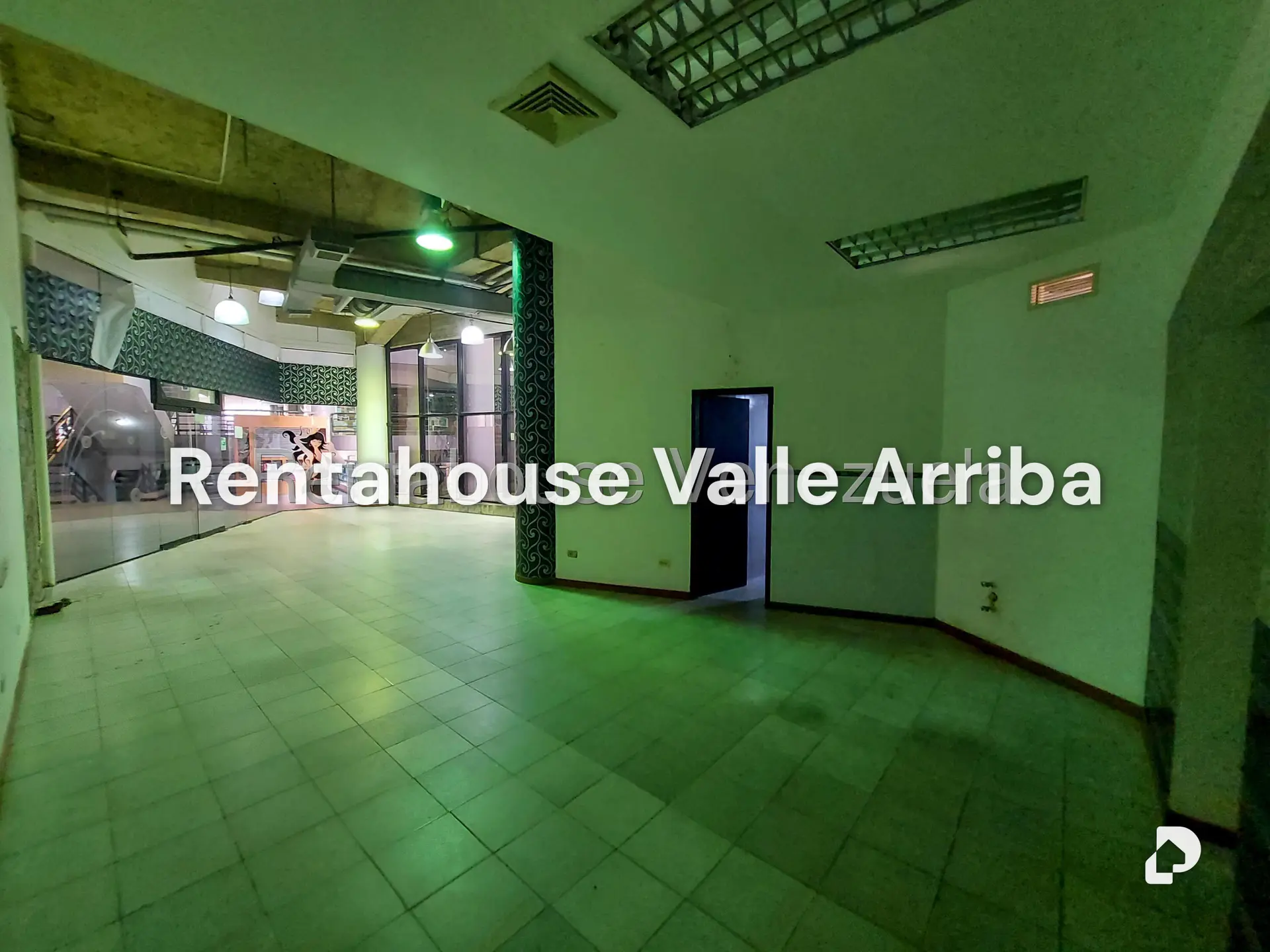 Local comercial en Terrazas del Ávila, Caracas – 5